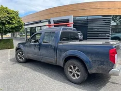 Grijs Gebruikt 2011 Nissan Navara Pickup | € 4.750 (Eerlijke prijs)