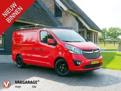 Rood Gebruikt 2016 Opel Vivaro Sport Van | € 9.995 (Goede deal)
