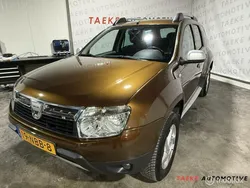 Bruin, metallic lak Gebruikt 2010 Dacia Duster Lauréate SUV | € 4.950 (Goede deal)