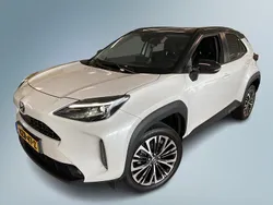 Wit Gebruikt 2022 Toyota Yaris Cross Executive SUV | € 29.950 (Eerlijke prijs)