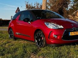 Rood Gebruikt 2014 Citroën DS3 Chic Hatchback | € 5.450 (Goede deal)