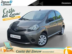 Bruin Gebruikt 2012 Toyota Aygo Comfort Hatchback | € 4.440 (Iets duurder)