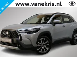 Zilver, metallic lak Gebruikt 2024 Toyota Corolla Cross Limited SUV | € 37.799 (Eerlijke prijs)