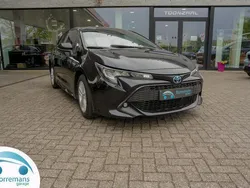 Zwart Gebruikt 2021 Toyota Corolla Stationwagen | € 18.990 (Super prijs)