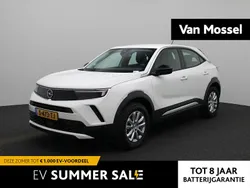 Wit Gebruikt 2023 Opel Mokka-e SUV | € 21.900 (Eerlijke prijs)