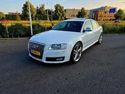 Wit Gebruikt 2009 Audi S8 Sedan | € 24.950