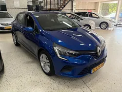 Blauw Gebruikt 2022 Renault Clio V Zen Hatchback | € 14.750 (Eerlijke prijs)