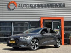 Grijs Gebruikt 2022 Audi A3 Edition .1 Sedan | € 25.950 (Super prijs)