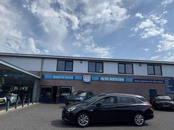 Zwart Gebruikt 2020 Opel Astra Elegance Stationwagen | € 11.950 (Goede deal)