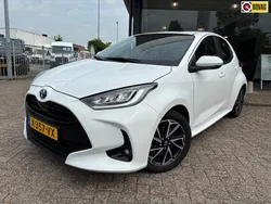 Wit Gebruikt 2024 Toyota Yaris Hybrid Hatchback | € 23.995 (Eerlijke prijs)