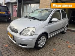 Grijs Gebruikt 2004 Toyota Yaris Sol Hatchback | € 1.695 (Eerlijke prijs)