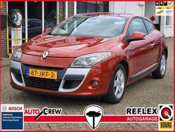 Oranje Gebruikt 2009 Renault Mégane Coupé Coupé | € 3.499 (Eerlijke prijs)