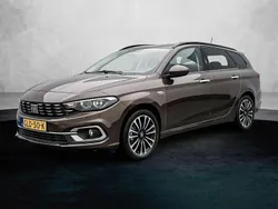 Bruin Gebruikt 2021 Fiat Tipo Life Stationwagen | € 17.675 (Eerlijke prijs)