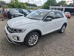 Wit Gebruikt 2024 VW T-Roc Edition SUV | € 29.750 (Super prijs)