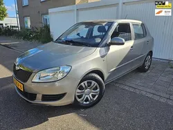 Beige Gebruikt 2013 Skoda Fabia Hatchback | € 4.399 (Eerlijke prijs)