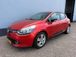 Rood Gebruikt 2013 Renault Clio IV Expression Hatchback | € 4.950 (Goede deal)