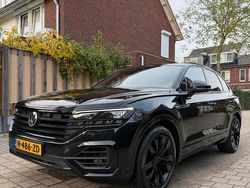 Gebruikt 2019 VW Touareg R-line SUV | € 43.950 (Eerlijke prijs)