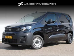 Zwart Gebruikt 2023 Peugeot Partner MPV | € 15.622 (Iets duurder)