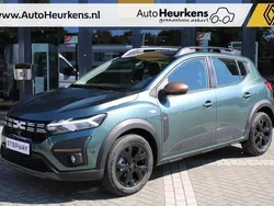 Groen Nieuw 2025 Dacia Sandero Extreme Hatchback | € 26.695 (Eerlijke prijs)