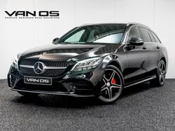 Zwart, metallic lak Gebruikt 2018 Mercedes C200 AMG line Stationwagen | € 27.995 (Iets duurder)