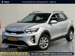 Sparkling silver m Gebruikt 2024 Kia Stonic SUV | € 22.900 (Eerlijke prijs)