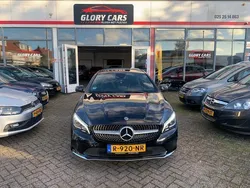 Zwart, metallic lak Gebruikt 2019 Mercedes CLA180 Sedan | € 24.950 (Iets duurder)