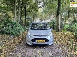 Grijs Gebruikt 2015 Ford B-MAX Titanium MPV | € 7.895 (Eerlijke prijs)