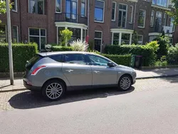 Grijs Gebruikt 2008 Lancia Delta Sedan | € 3.500 (Eerlijke prijs)