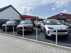 Grijs Nieuw 2025 Toyota Yaris Cross SUV | € 32.950 (Eerlijke prijs)