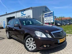 Bruin Gebruikt 2010 Mercedes E250 Avantgarde Stationwagen | € 7.249 (Goede deal)