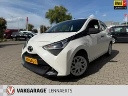 Wit Gebruikt 2019 Toyota Aygo Hatchback | € 9.245 (Eerlijke prijs)