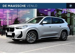 Zilver Nieuw 2024 BMW X1 Comfort Edition SUV | € 48.950 (Super prijs)