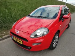 Rood Gebruikt 2014 Fiat Punto Evo Lounge Hatchback | € 3.450 (Iets duurder)