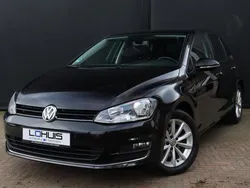 Zwart Gebruikt 2016 VW Golf VII LOUNGE Hatchback | € 13.950 (Eerlijke prijs)