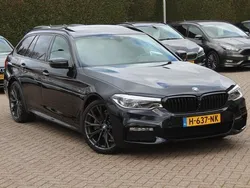 Zwart Gebruikt 2019 BMW 520 M Sport Stationwagen | € 28.950 (Eerlijke prijs)
