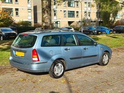 Grijs Gebruikt 2004 Ford Focus Ambiente Stationwagen | € 1.600 (Iets duurder)