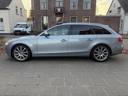 Grijs (metallic) Gebruikt 2009 Audi A4 Business Stationwagen | € 5.995 (Iets duurder)