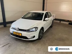 Wit Gebruikt 2020 VW e-Golf Hatchback | € 13.900 (Eerlijke prijs)