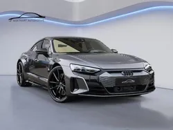 Grijs Gebruikt 2024 Audi RS e-tron GT Comfort Sedan | € 89.990