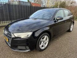 Zwart Gebruikt 2018 Audi A3 Sportback Premium Hatchback | € 14.950 (Goede deal)