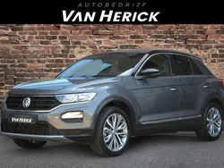 Grijs Gebruikt 2020 VW T-Roc Style SUV | € 22.945 (Goede deal)