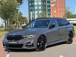 Grijs Gebruikt 2021 BMW 330e M Sport Stationwagen | € 39.950 (Duur)