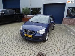 Blauw Gebruikt 2008 VW Polo Hatchback | € 2.950 (Eerlijke prijs)