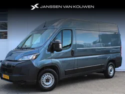 Grijs Gebruikt 2024 Peugeot Boxer S Van | € 29.772 (Duur)
