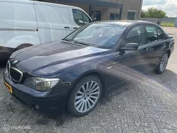 Blauw Gebruikt 2007 BMW 750 Executive Sedan | € 4.499