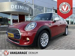 Rood Gebruikt 2016 Mini Cooper Business Hatchback | € 16.900 (Goede deal)