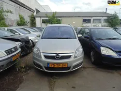 Grijs, metallic lak Gebruikt 2006 Opel Zafira Cosmo MPV | € 1.999 (Eerlijke prijs)