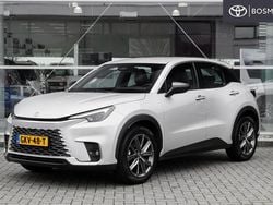 Grijs Gebruikt 2024 Lexus LBX SUV | € 39.049 (Eerlijke prijs)