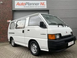 Mitsubishi L300