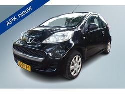 Zwart Gebruikt 2011 Peugeot 107 Hatchback | € 1.995 (Eerlijke prijs)